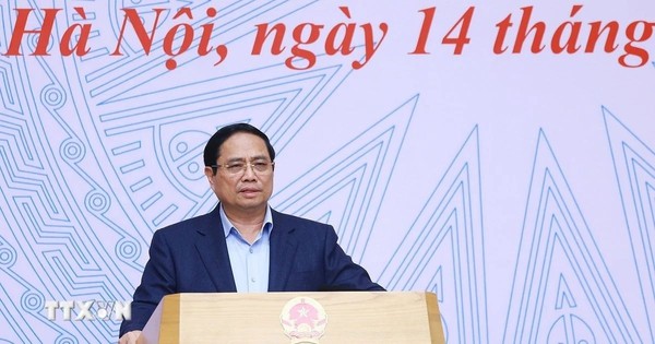 Thủ tướng Phạm Minh Chính khen Vingroup, Vinamilk, TH True Milk, ra chỉ đạo về hạn ngạch phát thải với Thép, Điện ngay trong năm nay