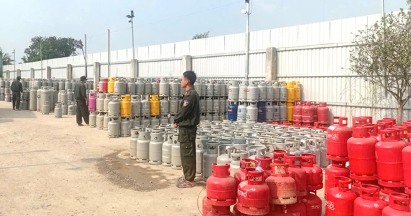 Bắt 16 người trong đường dây sản xuất và buôn bán gas giả quy mô lớn