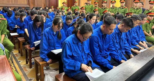 Hình ảnh 100 bị cáo hầu tòa tại TPHCM trong vụ "bão" phiếu thử nghiệm giả