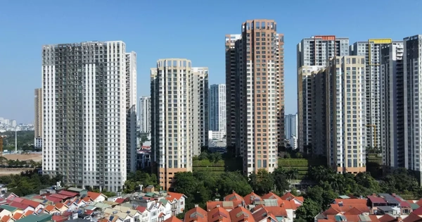 Bộ Xây dựng: Nguồn cung tăng mạnh, giá nhà vẫn 'leo thang'