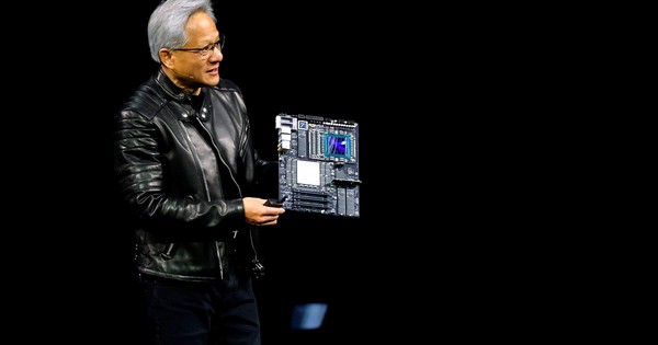 Trung Quốc phải thừa nhận mình không giỏi như lời ca tụng: “Đừng nói là thắng, bắt kịp đối thủ còn không nổi”