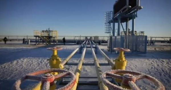 Bất chấp lệnh trừng phạt, hai quốc gia châu Âu bắt tay xây đường ống 100km xuyên biên giới để nhận dầu Nga, công suất 5,5 triệu tấn mỗi năm