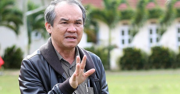 Bầu Đức tặng nhà: Muốn nhận cần điều kiện gì?