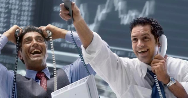 Phiên 19/1: Khối ngoại trở lại "gom" ròng gần 500 tỷ đồng cổ phiếu Việt Nam, đâu là tâm điểm?