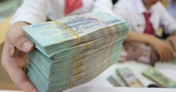 Đã có 15 ngân hàng niêm yết lãi suất tiết kiệm kịch trần quy định của Ngân hàng Nhà nước