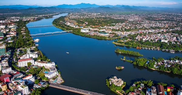 Thành phố trực thuộc Trung ương trẻ nhất Việt Nam có tăng trưởng kinh tế ra sao trong năm 2025, cao hay thấp so với Hà Nội, Hải Phòng, TP.HCM...?