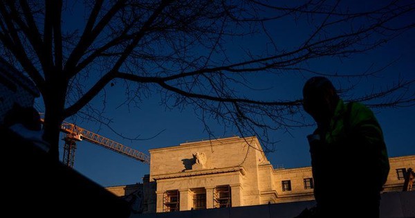 Thống đốc hầu tòa hôm nay: Phép thử liều cao với sự độc lập của FED