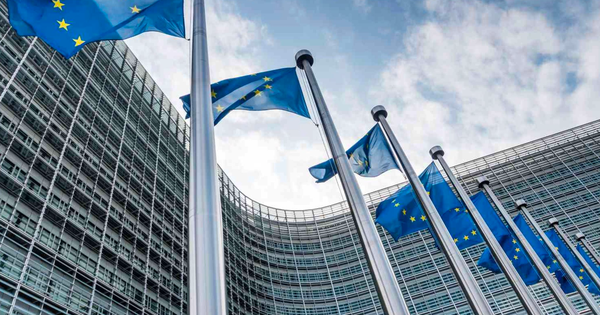 Hai quốc gia thành viên kiện EU vì Nga: Nội bộ khối rạn nứt mạnh?