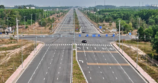 3 tuyến đường kết nối sân bay Long Thành tăng tốc về đích