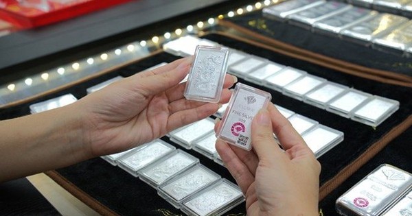 Giá bạc chiều ngày 22/1 quay đầu tăng mạnh