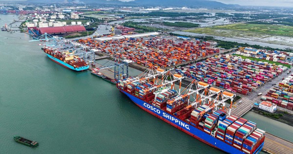 Kinh tế nhà nước và mệnh lệnh đổi mới (*): Trao quyền thực chất, giám sát minh bạch