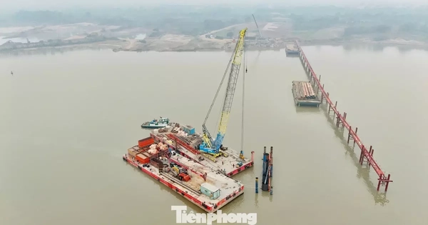 Toàn cảnh thi công cầu Thượng Cát hơn 7.300 tỷ đồng với biểu tượng cánh chim bay lên