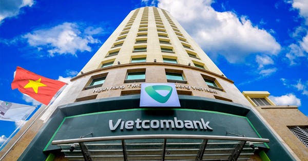 Vietcombank rục rịch chào bán riêng lẻ lượng lớn cổ phiếu