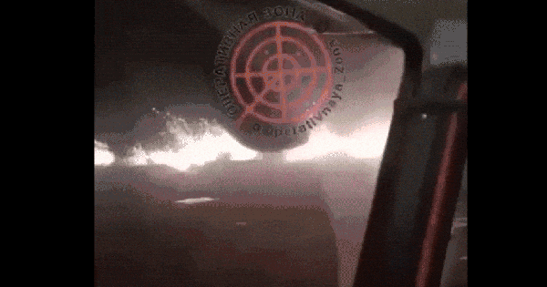 Cháy lớn! Nga ồ ạt trả đũa Ukraine – 10.000 tăng sẵn sàng trận đánh cuối, Kiev nín thở “chờ ông Putin đập bàn"