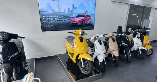 Một năm, VinFast bán hơn 400.000 xe máy điện