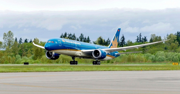 Máy bay Vietnam Airlines quay đầu khẩn cấp: Lý do phía sau khiến hàng trăm hành khách đồng loạt im lặng, không một lời phàn nàn