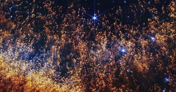 NASA hé lộ viễn cảnh rùng rợn về cái kết của Trái Đất