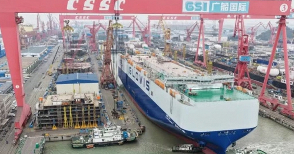 Trung Quốc lại tự phá kỷ lục của chính mình, làm rung chuyển ngành vận tải thế giới