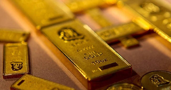 Quỹ vàng lớn nhất thế giới bán mạnh