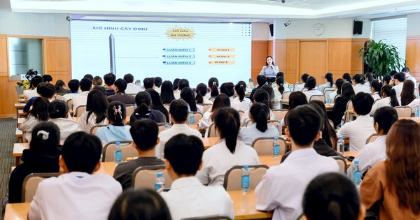 SACOMBANK dành hơn 4,3 tỷ đồng tiếp tục trao học bổng “ươm mầm cho những ước mơ”