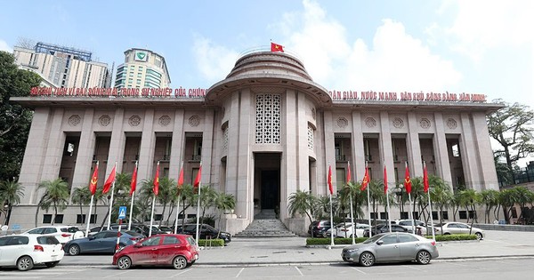 Cập nhật thị trường tiền tệ: Tỷ giá USD đồng loạt giảm, lãi suất LNH bật tăng, NHNN bơm mạnh thanh khoản VND