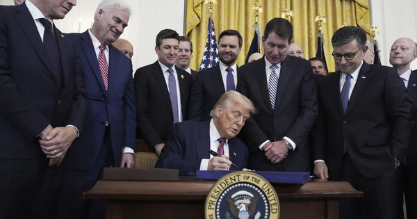 Ông Donald Trump rút Mỹ khỏi 66 tổ chức quốc tế