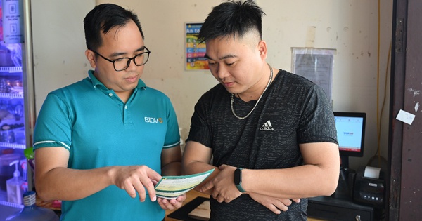 Gấp cuốn sổ cũ, hộ kinh doanh thảnh thơi trên app ngân hàng