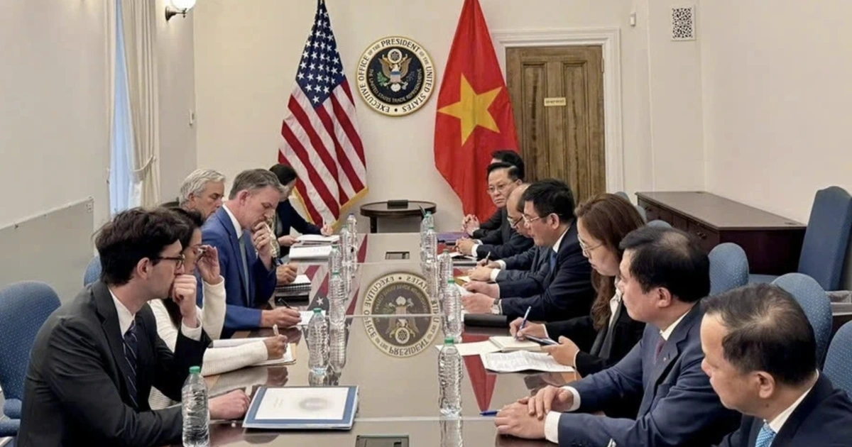 Quyền Bộ trưởng Lê Mạnh Hùng đàm phán thuế đối ứng Mỹ - Việt trong tuần tới