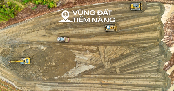 Toàn cảnh công trường sân vận động 60.000 chỗ lớn thứ 2 Việt Nam: Có mặt bằng "sạch" sau 2 tháng, máy móc phủ kín, sắp hoàn thành san lấp