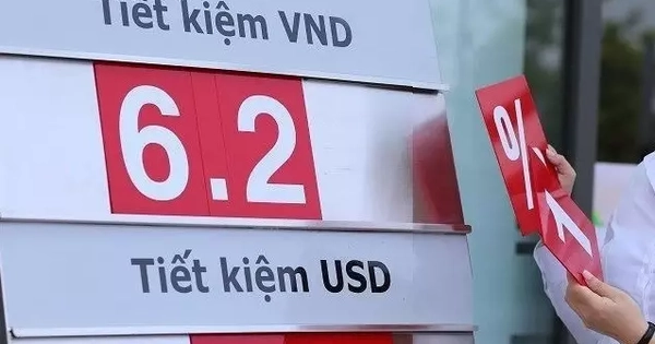 Đằng sau cuộc đua lãi suất ngân hàng