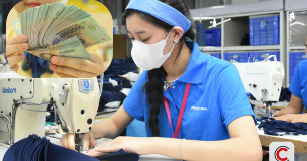 Chậm trả lương, thưởng Tết: Doanh nghiệp bị phạt bao nhiêu tiền và phải đền bù cho người lao động thế nào?