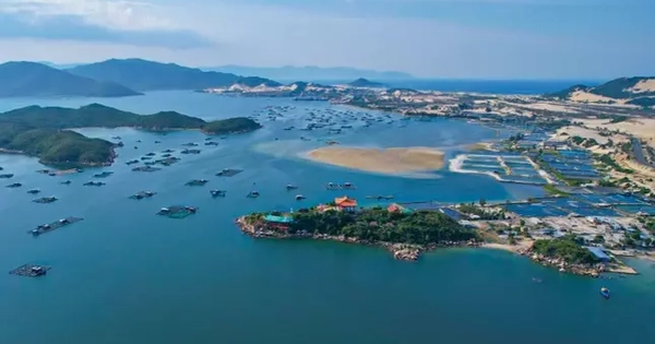 Thông tin xây cầu vượt biển qua vịnh Vân Phong là sai