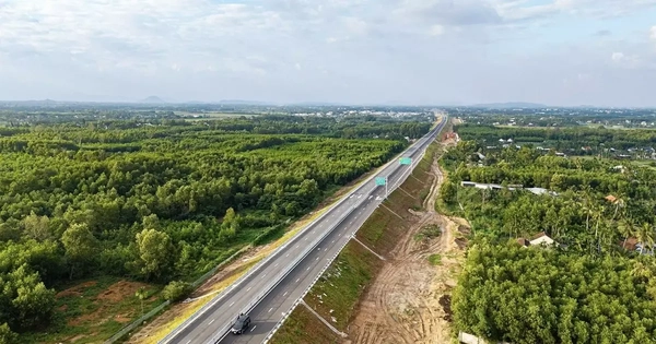 Cao tốc Quảng Ngãi - Hoài Nhơn hoàn thiện công tác vận hành, sẵn sàng phục vụ người dân về quê ăn Tết