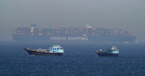 Mỹ yêu cầu tàu thương mại né lãnh hải Iran sau khi có đe dọa “thảm sát”