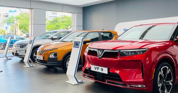 Hãng xe điện của tỷ phú Phạm Nhật Vượng đặt mục tiêu bán 300.000 ô tô điện trong năm 2026 - đâu sẽ là trọng tâm?