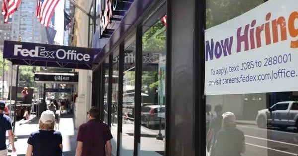 Số việc làm tháng 1 tại Mỹ cao hơn gấp đôi dự báo, thất nghiệp giảm nhẹ: Fed sẽ tiếp tục giữ nguyên lãi suất?