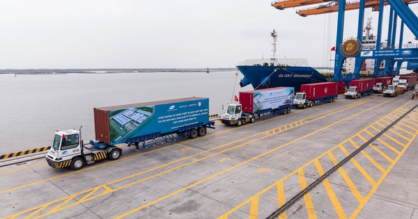 Đón lô thiết bị máy móc đầu tiên, hãng ô tô Trung Quốc đầu tiên xây nhà máy ở Việt Nam thi công xuyên Tết để sớm vận hành nhà máy ở Hưng Yên