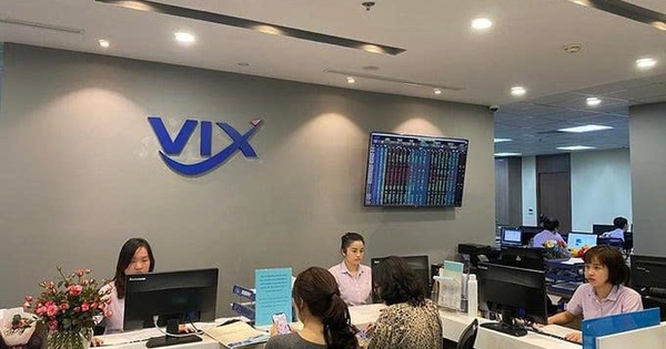 Chứng khoán VIX chốt ngày chào bán gần 919 triệu cổ phiếu cho cổ đông