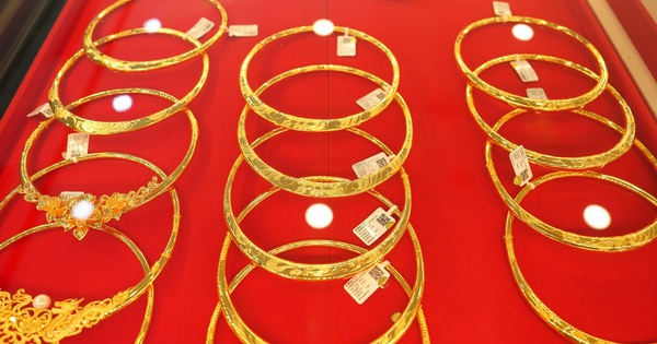 Giá vàng hôm nay 15-2: Dự báo mới nhất về vàng những ngày Tết