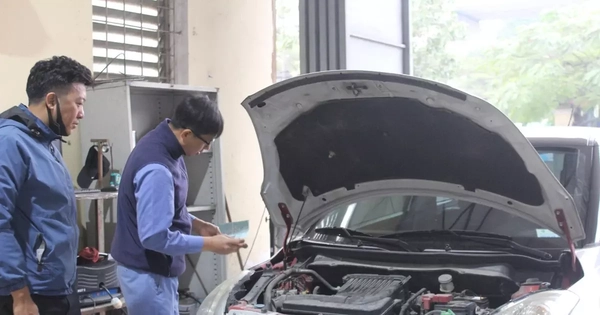 Siết kiểm định khí thải sau Tết, chủ xe cần chuẩn bị gì?