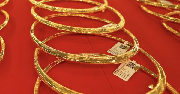 Tối 19-2, giá vàng, bạc đồng loạt tăng mạnh