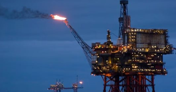 Phát hiện mạng lưới buôn lậu dầu Nga quy mô cực khủng, tổng trị giá ít nhất 90 tỷ USD