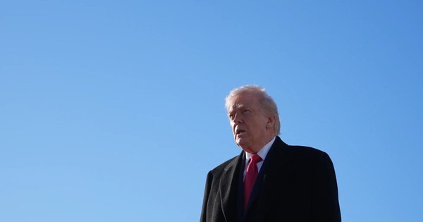 Hơn 800 doanh nghiệp Mỹ đòi ông Donald Trump trả hàng tỉ USD tiền thuế