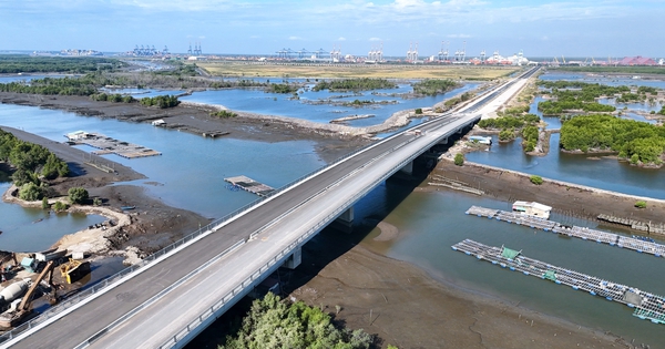 Hiện trạng đường nối siêu cảng Cái Mép với khu công nghiệp ở TP.HCM