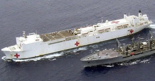 Điều tàu bệnh viện đến Greenland, ông Donald Trump nói gì?