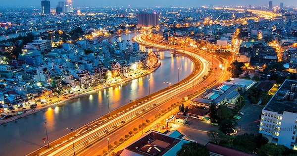 Tiếp tục tinh giản biên chế; sắp xếp, tổ chức lại các cơ quan, đơn vị tinh gọn, hoạt động hiệu quả