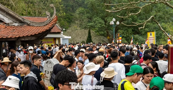 Cảnh tượng chưa từng thấy ở Yên Tử