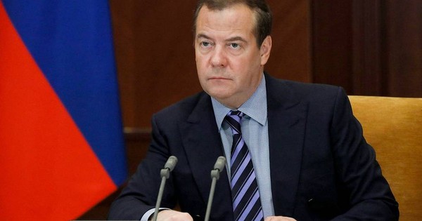 Ông Medvedev tuyên bố Nga dẫn đầu công nghệ UAV