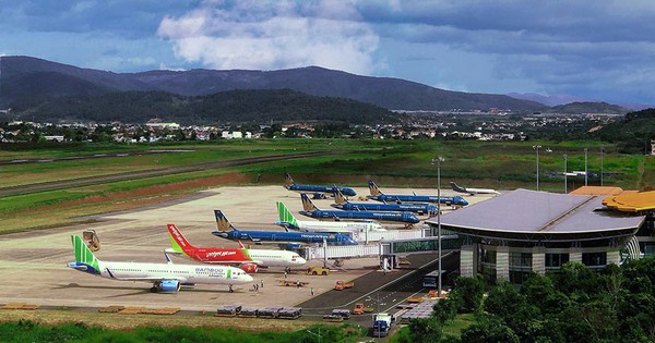 Huỷ toàn bộ chuyến bay, đóng cửa sân bay Đà Lạt: Hành khách đổi, hoàn vé như thế nào?