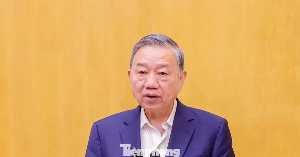 Tổng Bí thư: Không phải chỗ nào có đất là lại xây nhà, dân không còn chỗ đi lại, vui chơi